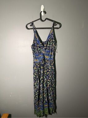 Angie V-Neck Twist Front Cut-Out Midi Dress Size Large